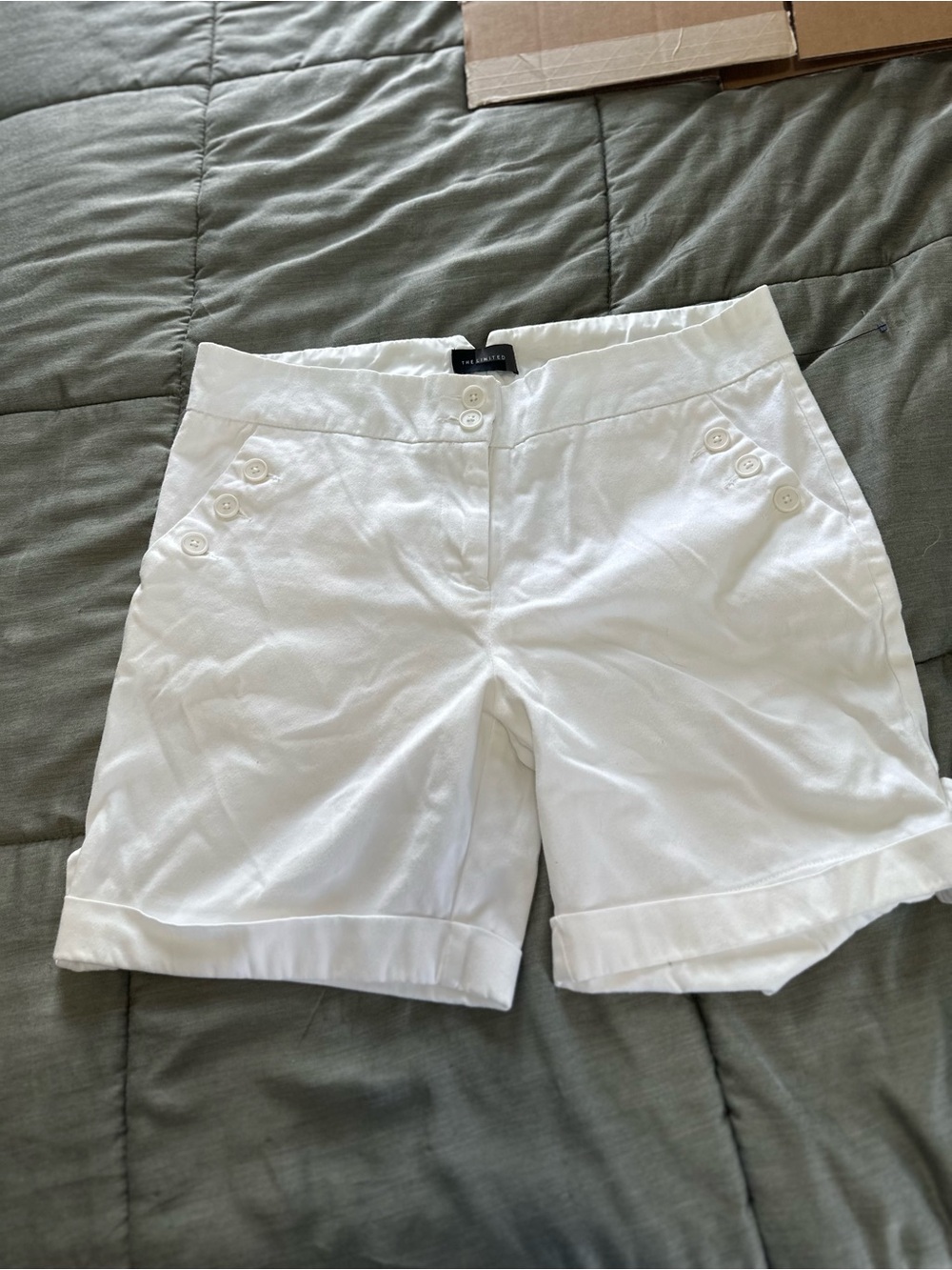 The Limited White Button-Accent Cuffed Shorts